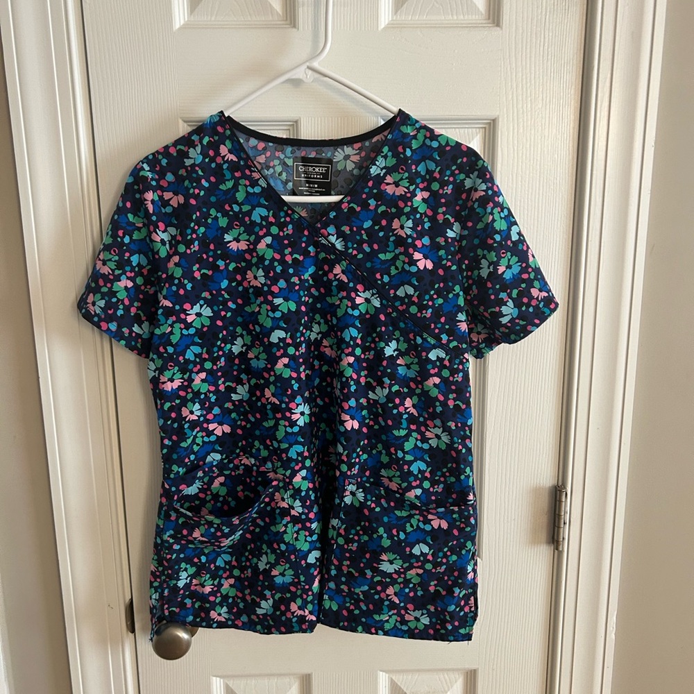 Cherokee Floral Print Scrub Top